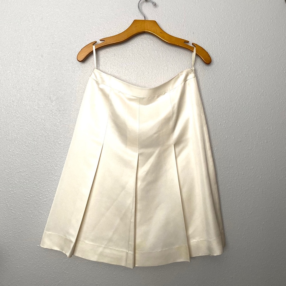 Ivory Banana Republic Skirt